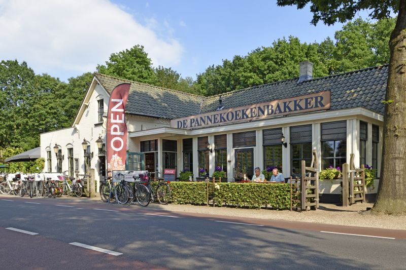 Pannenkoekenhuis Nederland; restaurant met speeltuin binnen of buiten - Reisliefde